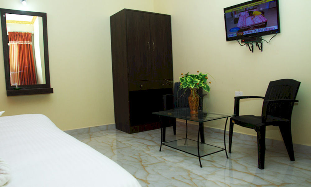 Rbr Suites Calangute Luaran gambar