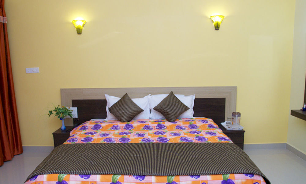 Rbr Suites Calangute Luaran gambar