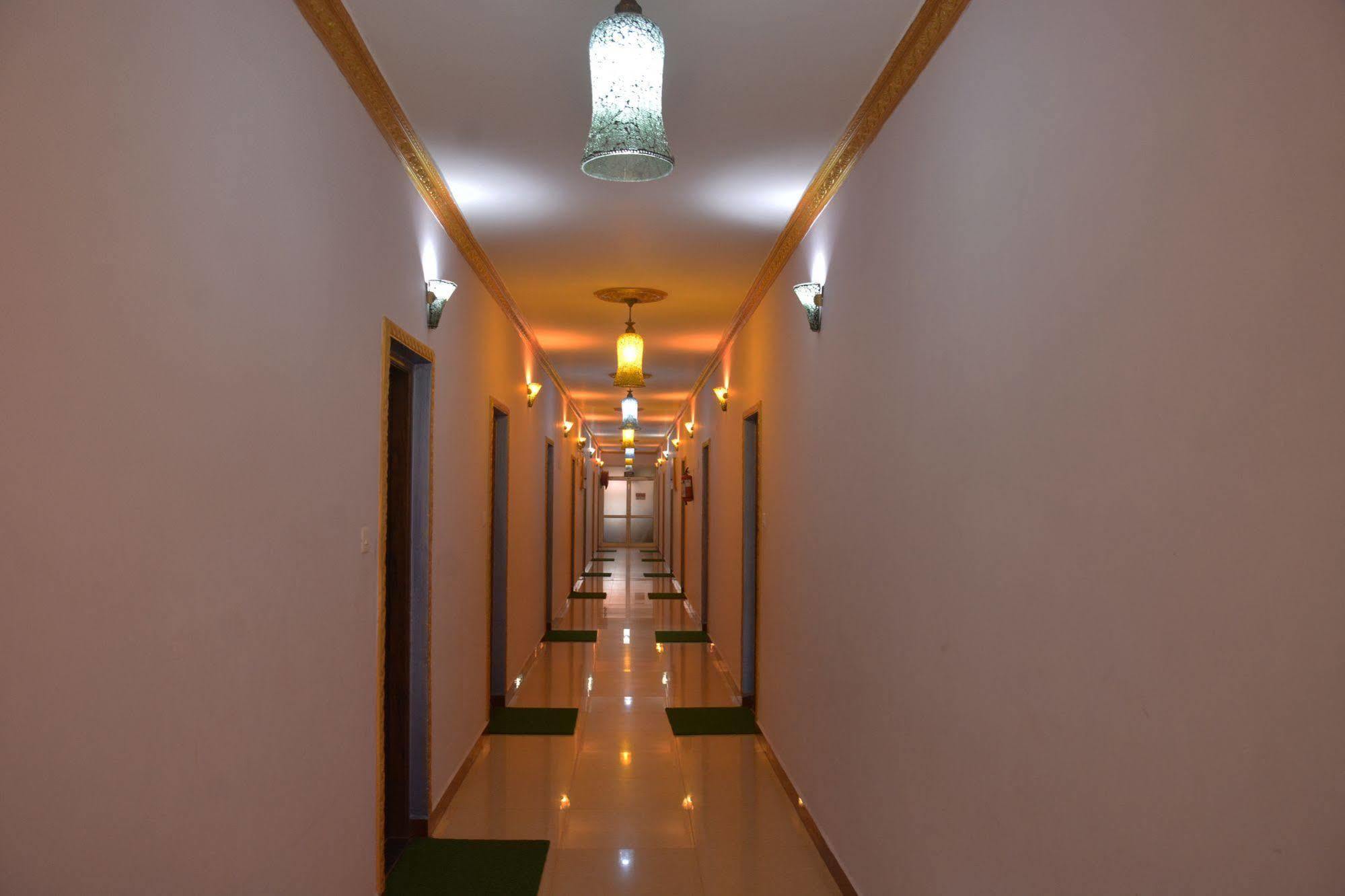 Rbr Suites Calangute Luaran gambar